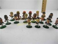 FOOTBALL MINI FIGURES