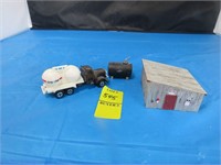 Tanker Truck with Shed and accessory
