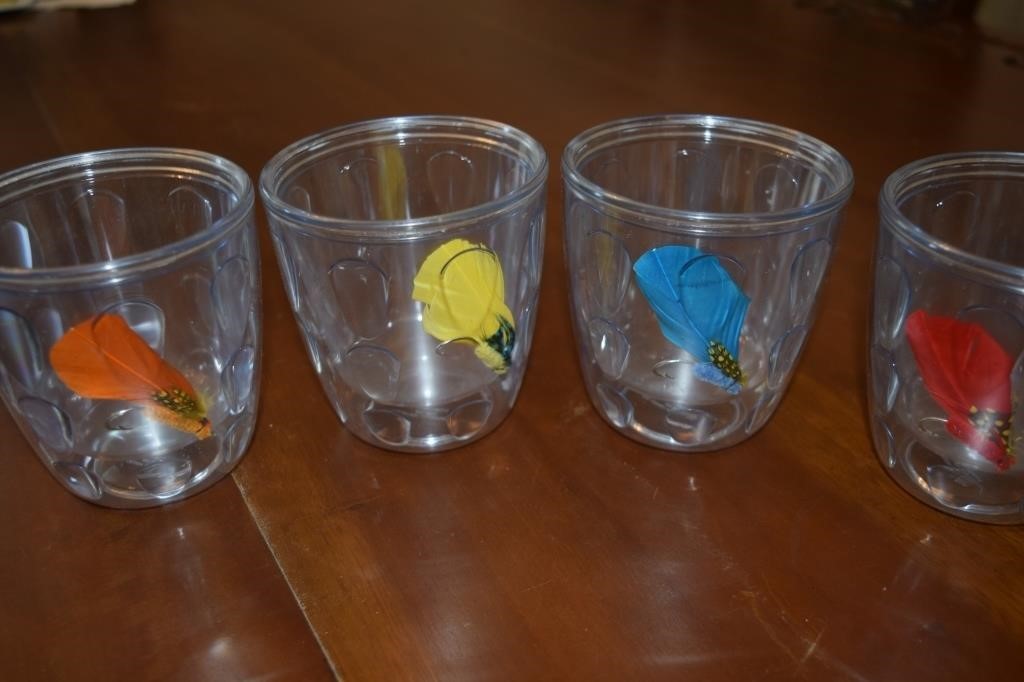 Set of 4 Plastic Drinking Glasses