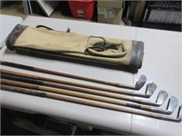 LOT OF 5 VINTAGE GOLF CLUBS WITH BAG