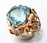 18K Gold  & Aquamarine Ring w 20 Diamonds