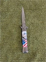 EAGLE & FLAG SCALES SWITCHBLADE KNIFE W/ SAFETY