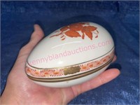 Lrg Herend Chinese bouquet rust covered egg