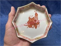 Small Herend octagon trinket dish - 4in diameter