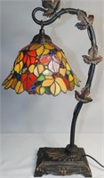 TIFFANY-STYLE LAMP