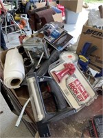 Contents on top of tool cart