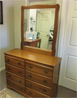 8 Drawer Dresser with Mirror