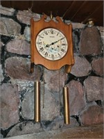 VTG DANEHER BATTERY OPERATED WALL CLOCK