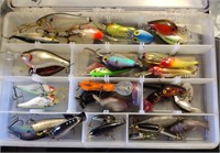 33 New & Vtg Fishing Lures Top & Underwater (2)