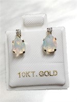 $400 10K  Opal(0.76ct) Moissanite(0.06ct) Earrings