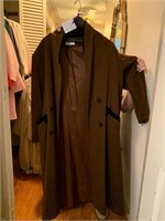 WOMEN'S CLOTHES SIZE 16 TO 18