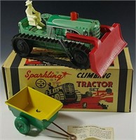 1950s MARX CLIMBING TRACTOR SET SPARKLING TRACTOR