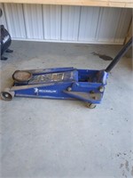 Michelin 7000lb hydraulic jack