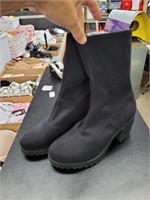 Vagabond boots size 8