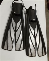 Atomic aquatics splitfn swim fins