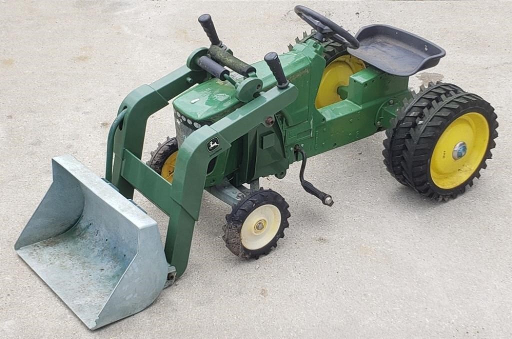 dichters Electrificeren Grof John Deere 8520 Pedal Tractor With Duals & Loader | Kraft Auction Service