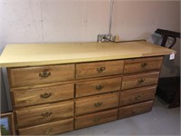 Large Dresser w/Countertop