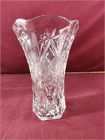 10" glass vase