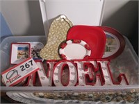 Light up Noel Sign, Holiday Trays