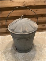 SMALL GALVANIZED CAN WITH LID & HANDLE