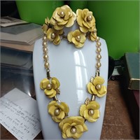 Vintage Necklace, Bracelet & Earring Set