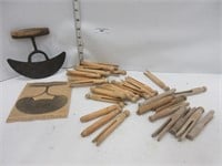 LOT: CLOTHES PINS; ROUNDED KNIFE