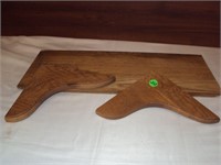 18" Wood Shelf with Brackets- Nice Clean