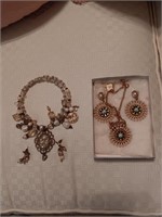 2 sets necklaces and earrings vintage