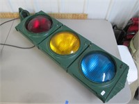 Marbelite Co. Green Metal Traffic Light.