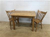 3 Pc. Oak Table & Chair Set