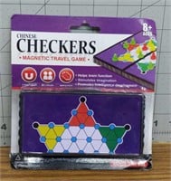 Magnetic travel checkers