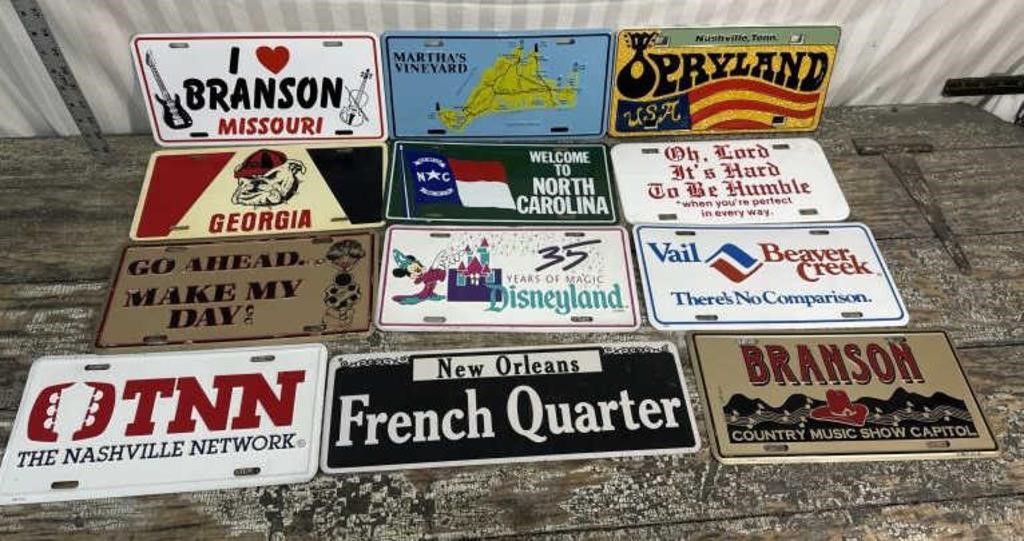 12 Novelty Tourist  license Plates