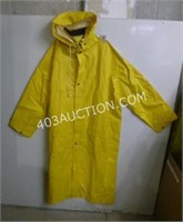 Classic River City Yellow Raincoat sz M