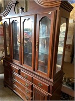 VERY NICE CHINA CABINET