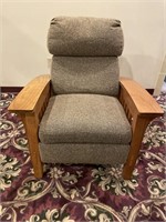 Sam Moore Mission Style Oak Recliner