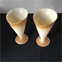 2 ICE CREAM CONE DISHES ITALY