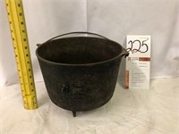 Cast Iron Gypsy Pot 11" Diameter