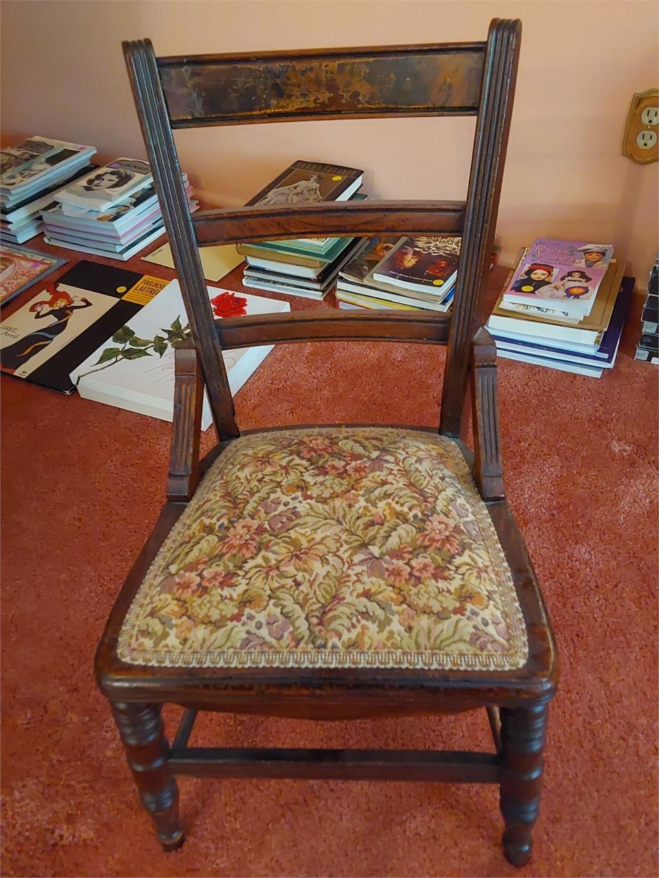 Vtg Child's Chair