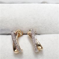 $1500 10K Diamond(0.1ct) Earrings