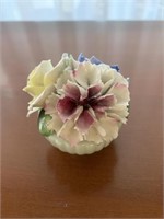 RADNOR BONE CHINA ENGLAND FLOWER SCULPTURE (SOME