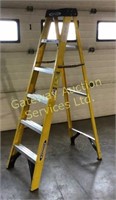 6-foot Step Ladder. 225 Pound Load Capacity