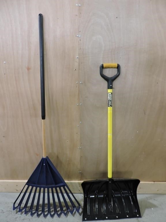 FIBRECORE FIBREGLASS 20" SNOW SHOVEL, RAKE 63"T