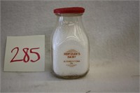 Hertzler's Dairy E-town PA Half Pint Milk Bottle