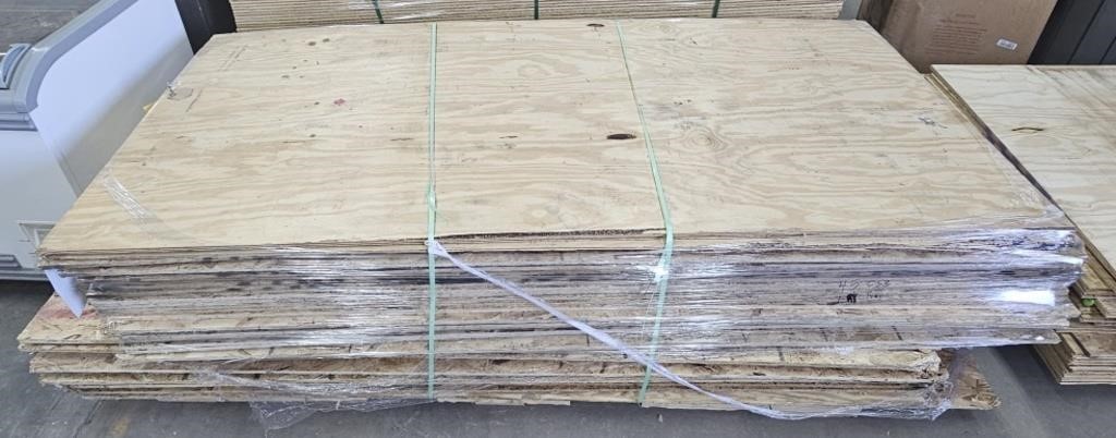 (TT) 45 OSB And Seven 1/4" Plywood Sheets (4'×8')