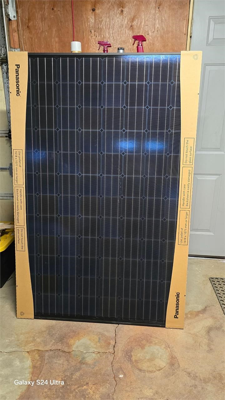 Panasonic Solar Panel 63x42 - NEW