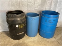 Plastic drums/barrels