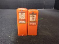 Vintage Plastic Souvenir Gas Pump Salt & Pepper Se