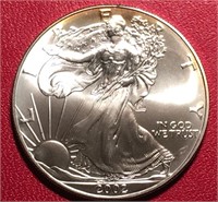 2002 UNC Silver Eagle New Silver Dollar Hard Date