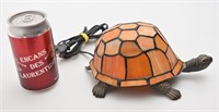 *Lampe tortue, métal et vitrail