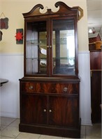 Vintage Hutch-one glass door